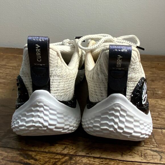 Under Armour Curry Flow 10 White/Black - Picture 4 of 9